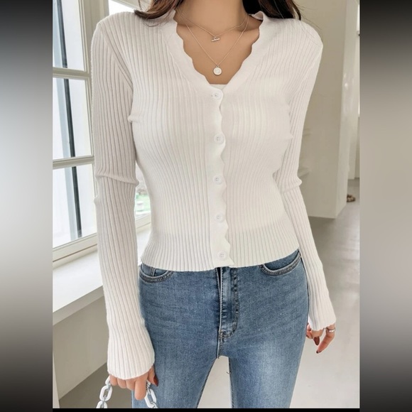 Scallop trim ribbed cardigan - Picture 1 of 6